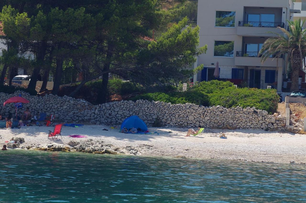 Apartments By The Sea Slatine, Ciovo - 14158 Buitenkant foto