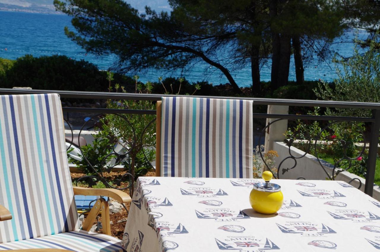 Apartments By The Sea Slatine, Ciovo - 14158 Buitenkant foto