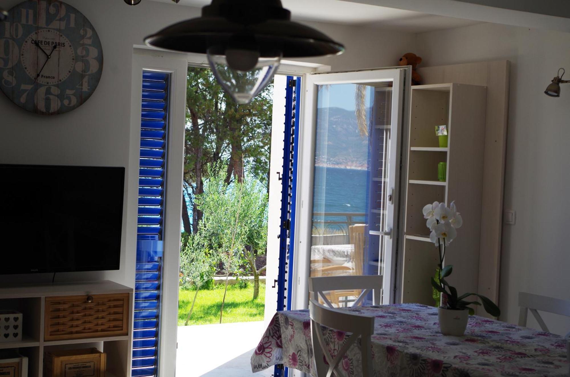 Apartments By The Sea Slatine, Ciovo - 14158 Kamer foto