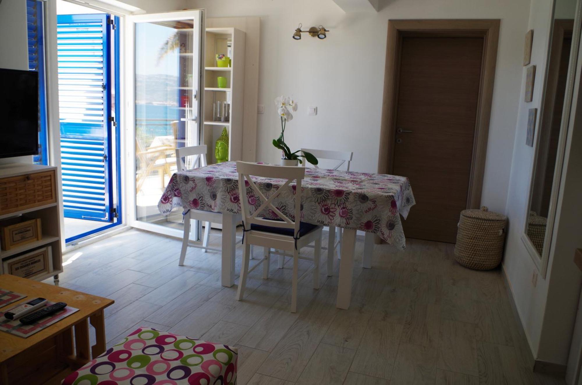 Apartments By The Sea Slatine, Ciovo - 14158 Kamer foto